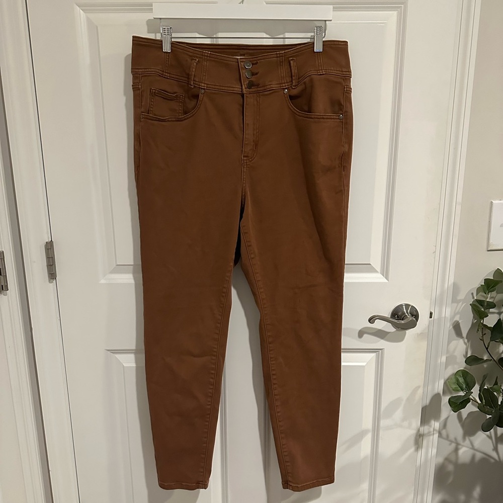 Lane Bryant Ultra High Rise Sateen Jegging (Size 18)